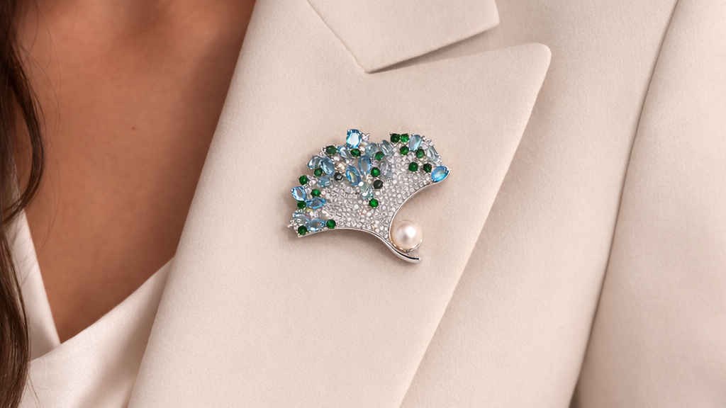 Queens Bloom - Crystal Fan & Pearl Brooch